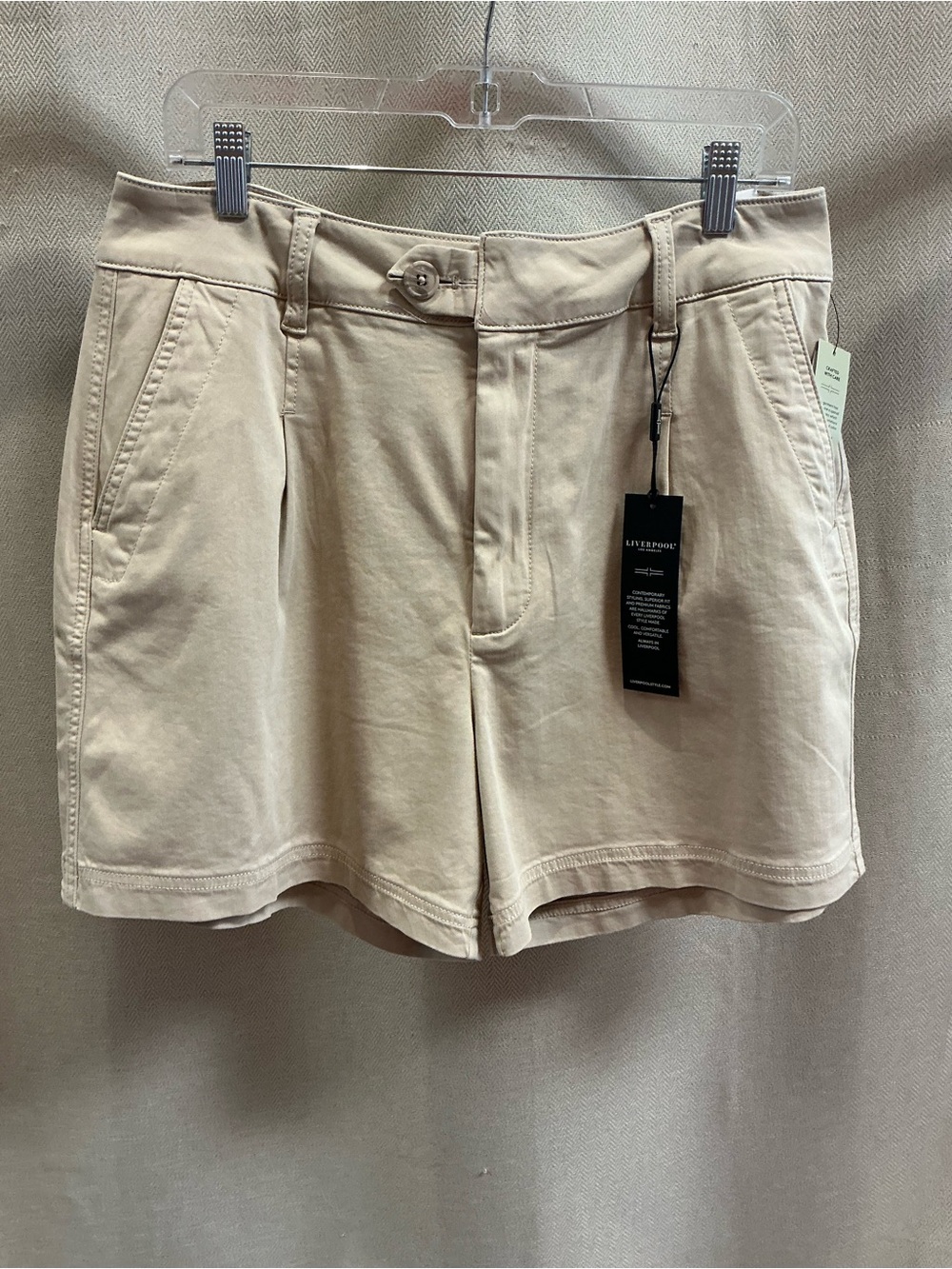 Liverpool Pleated Trouser Shorts Safari Sand